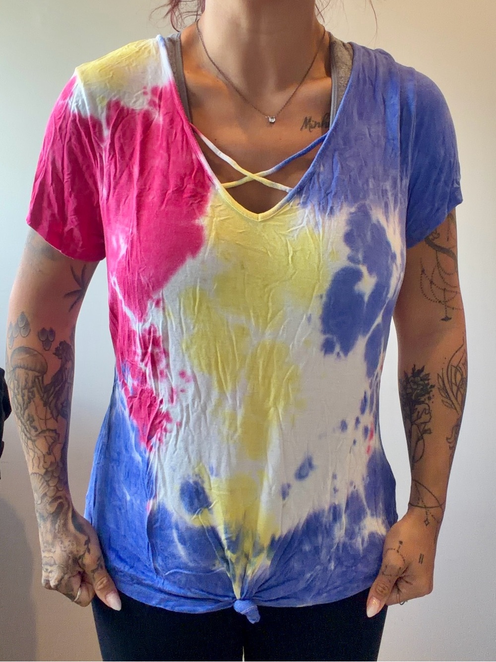 NoBo Plus Size 20 3XL Women's Tie-Dye V-Neck Short Sleeve Top‎ Blue Red Yellow